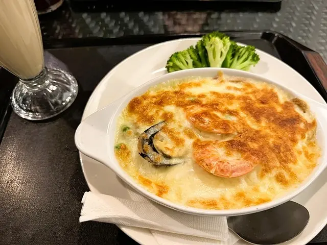 2025在地海味與文青風格的交會，二漁咖啡-鮮魚定食、中興文