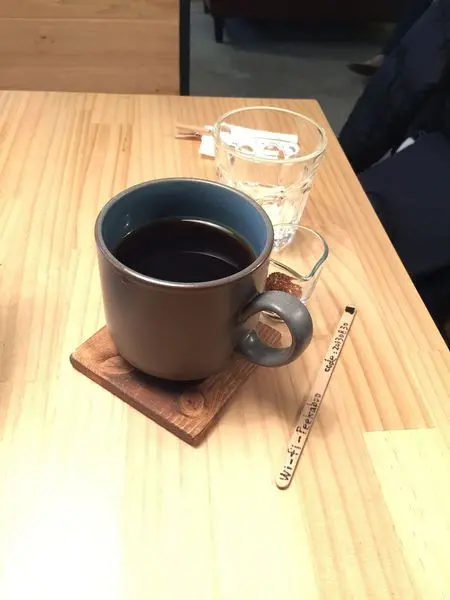 台北 大安 彼咖鋪咖啡 peekaboo coffee - 忠孝復興站聊天工作好地方，不限時的咖啡店