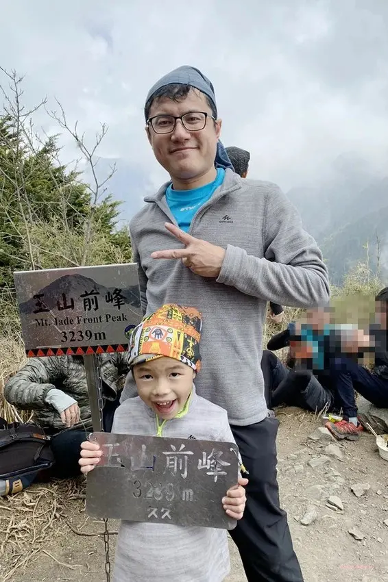 【百岳】玉山前峰(二刷)一日單攻《 3個小隊友(3歲7歲