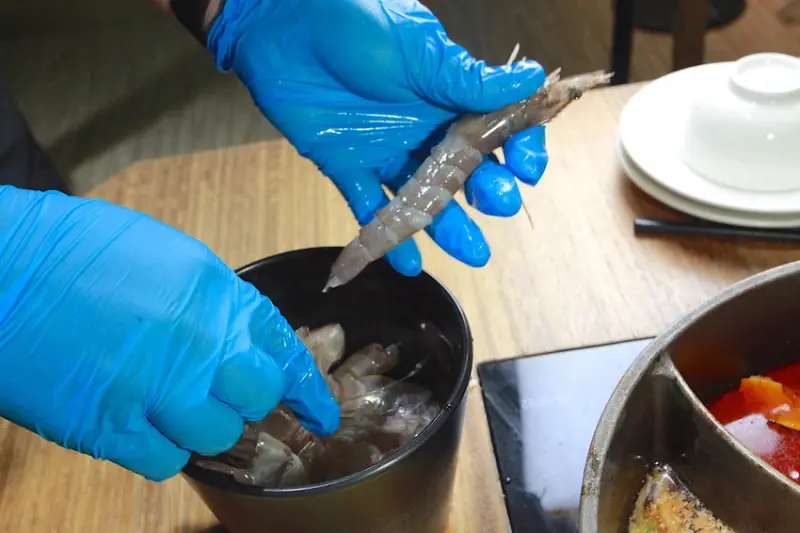 肉多多火鍋－台南新光中山店