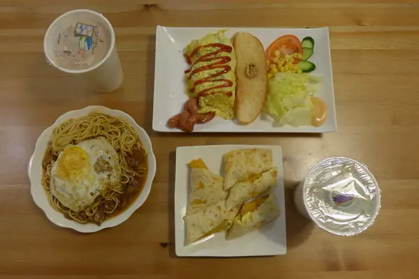 想吃地瓜金沙蛋餅和薯餅塔就來「好樹早午餐 Bon tree」吧！