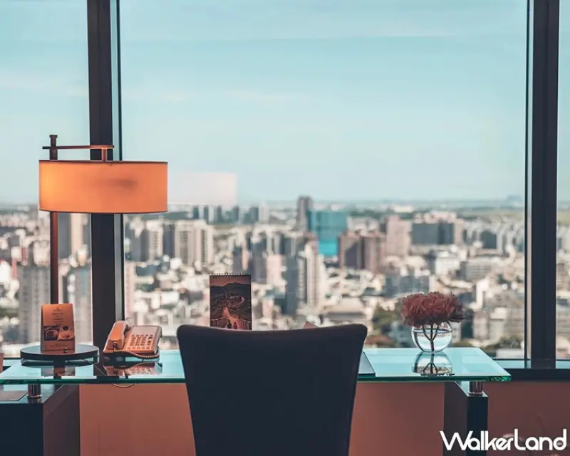 台南旅遊必看！台南遠東香格里拉2025線上旅展攻略，住宿21折、餐券76折，週末券與烤鴨成焦點。