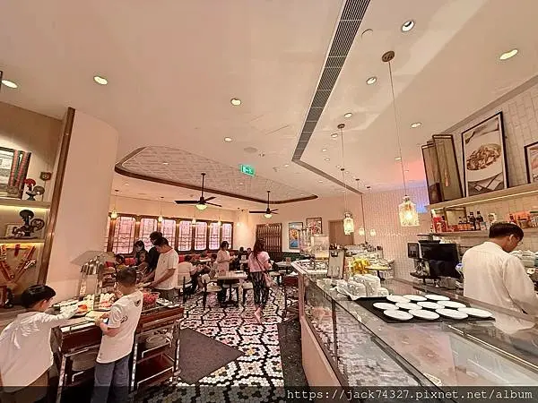 {澳門住宿}澳門超高CP值住宿：澳門葡京人早餐篇「安琪兒咖啡