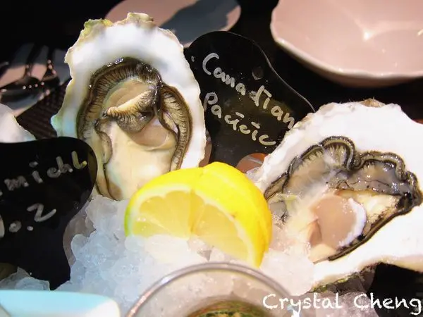 【台北美食體驗】蠔飲 Oyster Inn 無法抵擋新鮮生蠔上桌 道道都出色推薦 食材就是一個字“青”推薦！！（異國料理 義大利麵 東區)