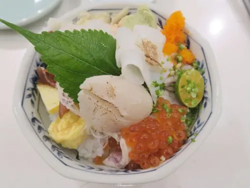 [北投在地美食]台北 春天廚房~複合式賣場之超彭湃海鮮丼飯(粉絲團贈獎中)