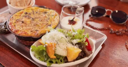 雲林美食推薦！斗六隱藏版蔬食 著迷食間，復古簡約鄉村風與療癒系菜單。