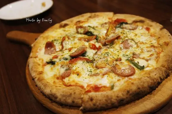 ╠桃園。食記╣薄多義BITE 2 EAT,~♥彷如置身歐洲鄉村般的悠然愜意,義式手工披薩,美味又CP值高!