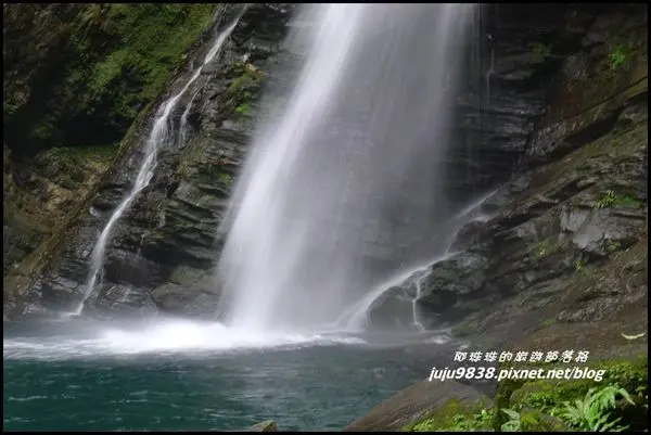 宜蘭南澳。澳花瀑布尋幽去/澳花國小老樟樹