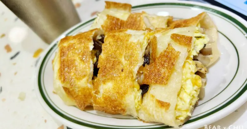 台北市萬華區台北萬華龍山寺文青風早餐推薦｜穗月朝食・手工脆皮蛋餅、湯種肉蛋花生醬吐司