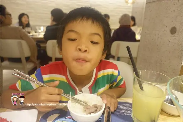 ♥台北吃火鍋♥▋一五一食時尚鮮鍋-遠企飯店敦南店▋「朱記餡餅粥店」新品牌愛吃火鍋朋友的新選擇~ 