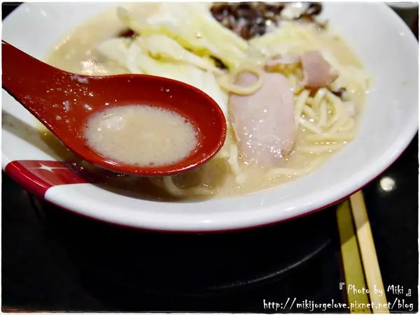 ♥♥♥『台中食記』超級客製化的日本拉麵~席捲來台【老虎城。Nagi 凪豚骨拉麵】