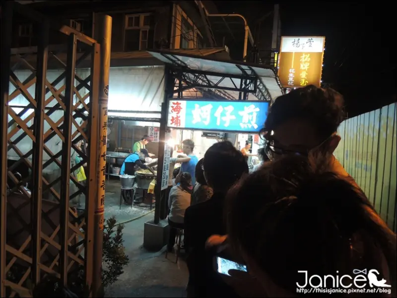 食記° 花蓮 -【 海埔蚵仔煎，楊子萱招牌愛玉 】小巷子裡的排隊美食