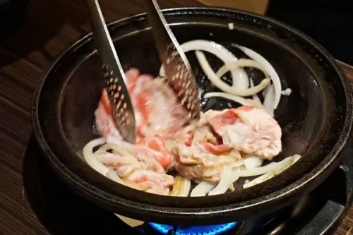 【皇廷石頭火鍋】大白菜清甜湯頭