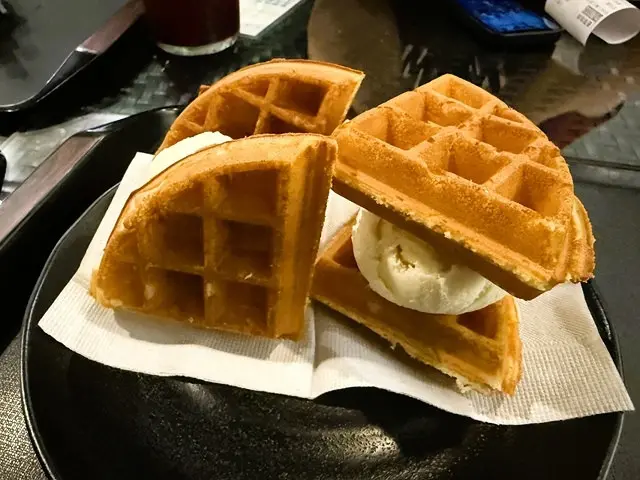 2025在地海味與文青風格的交會，二漁咖啡-鮮魚定食、中興文