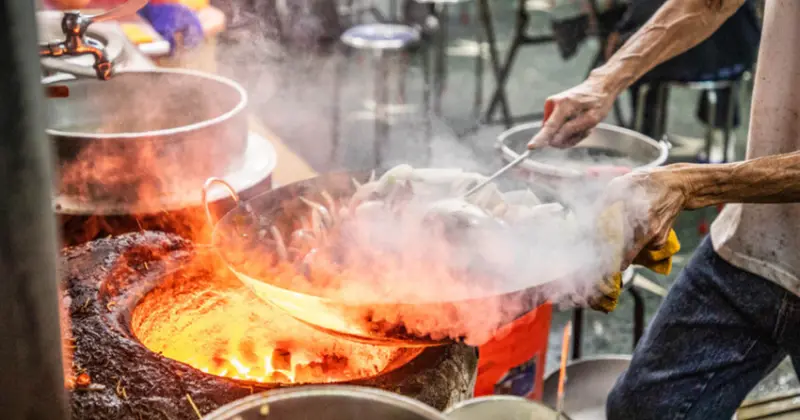 嘉義必吃小吃美食！羅山鱔魚麵一天只賣四小時。
