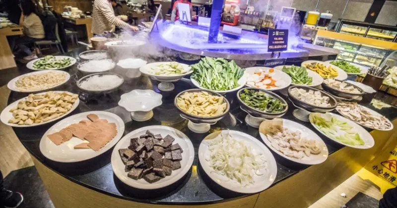 桃園鬥牛士二鍋｜火鍋+自助吧吃到飽超爽，熱炒炸雞通通吃到飽。