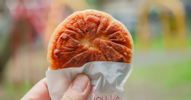 陳奕迅演唱會前吃！高雄巨蛋周邊左營美食9選，超強牛排自助吧 爆汁餡餅必吃推薦。