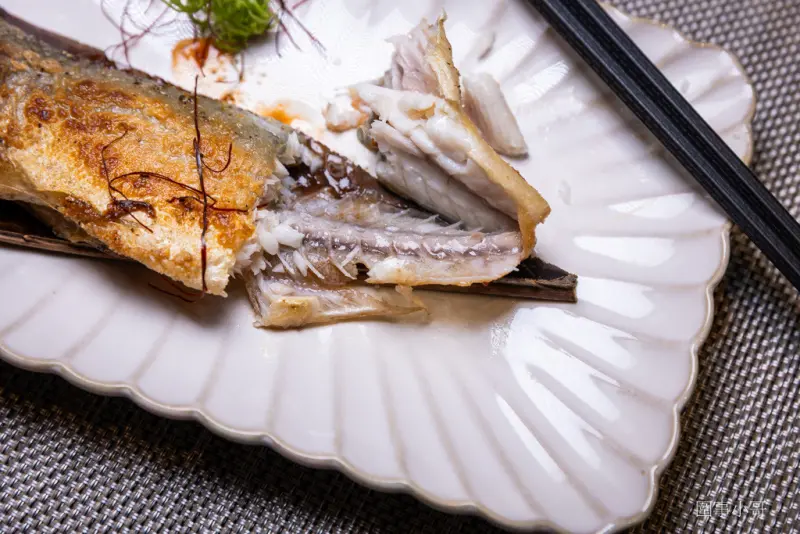 桃園大園青埔美食推薦-海童鐵板料亭，嚴選的食材遇上身懷絕技的主廚，一道道美味的鐵板料理讓人心滿意足。 @圍事小哥的幸福相框