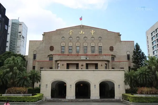 【台北城內事】中山堂－歷史導覽、鎮堂之寶、與台語片文物展