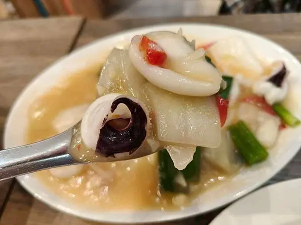 台北延三夜市正宗台式經典美食小吃推薦-東時鮮蚵-香氣爆棚用料