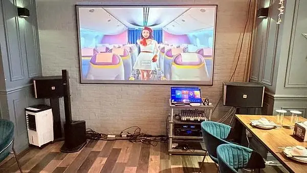 LINE_ALBUM_許雪莉2訪_251009_15