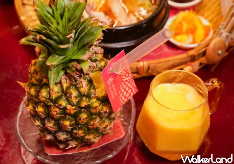 台中人氣茶館推薦！有春茶館復古風格吸睛，招牌麻油雞與青花椒牛麵必吃。