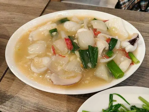 台北延三夜市正宗台式經典美食小吃推薦-東時鮮蚵-香氣爆棚用料