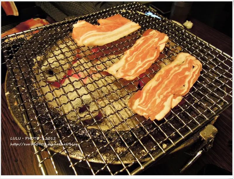 【食】神牛燒烤‧上班族的周五夜晚‧壓力大解放