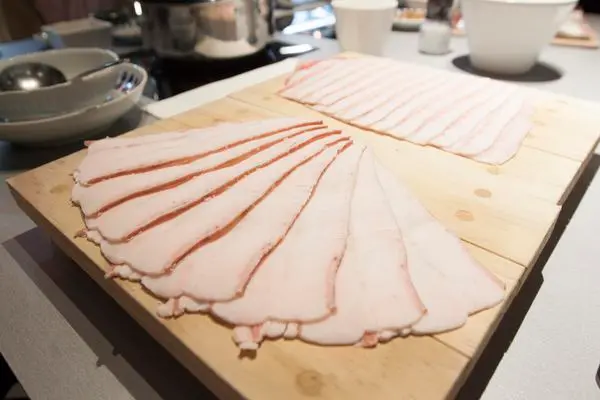 肉大人 Mr. Meat 肉舖火鍋 - 佔為已有的獨享版酸菜白肉鍋