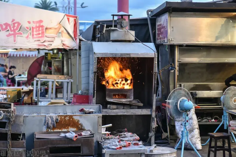 【花蓮食記】林記燒番麥 - 東大門夜市代表性美食，讓人齒頰留