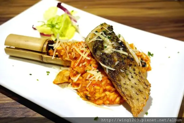 品嚐美味義式料理。「Eat Eat意義Bistro」                
      