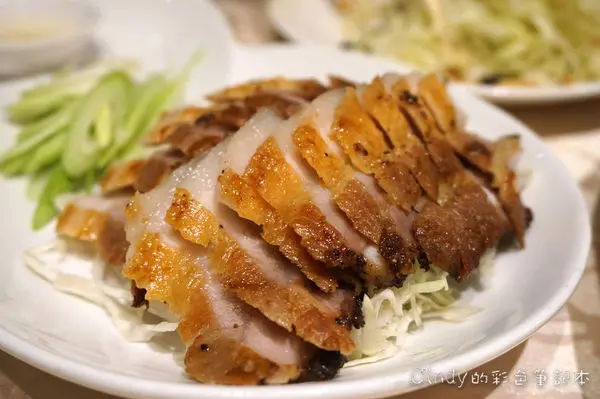 永和‧怡人園【粵聚】新港點熱菜口味佳~聚餐的好地方耶!