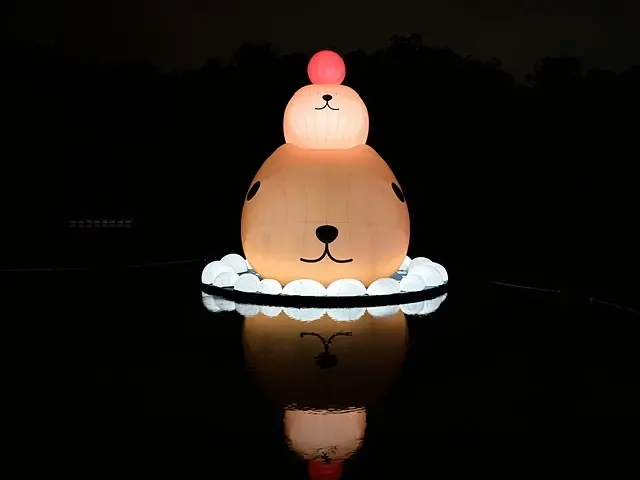 2025碧潭地景裝置展｜呆在碧潭の水豚君，活動日期：2025