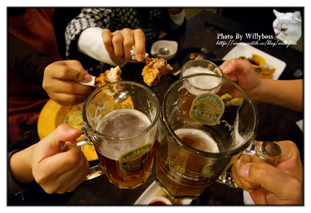 痛快暢飲－金色三麥台中旗艦店(台中西區)