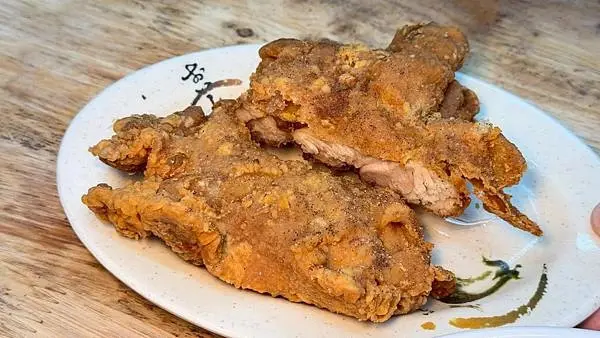 LINE_ALBUM_黃記米粉湯_251016_18