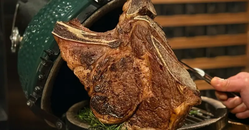 父親節帶爸爸吃牛排！台北晶華日本F1帶骨牛排套餐與六款可頌鯛魚燒搶先登場。