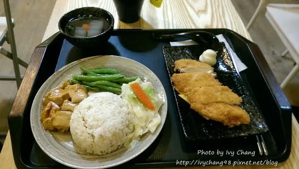 迷你食記~平價的好味道，時悅樂藍帶雞排