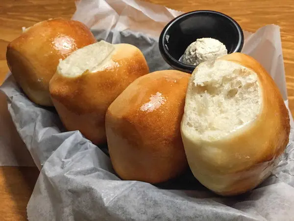 Texas Roadhouse德州鮮切牛排 - 肉質不差，份量十足