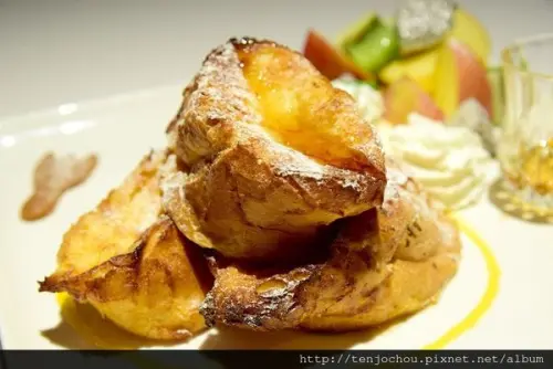 花花，甲飽沒【台北食記】Cafe a la mode 終於吃到限量法式布丁吐司！捷運中山站下午茶推薦