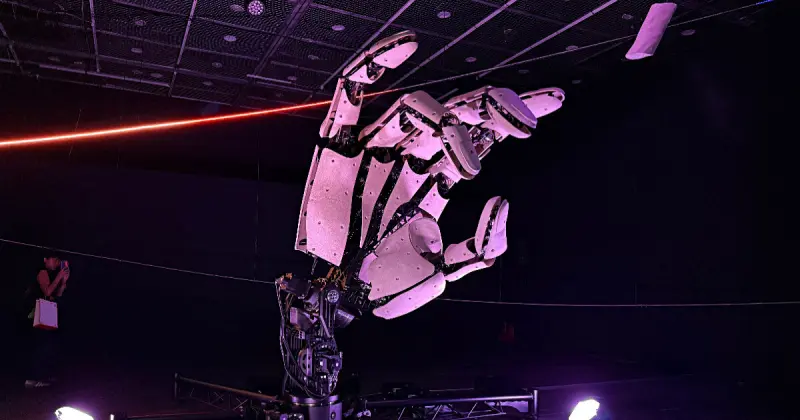 中山站展覽推薦！台北當代藝術館宇宙寫生15件作品登場，沉浸式森林宇宙必拍。