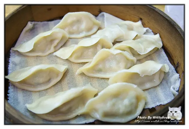 逢甲夜市的美好回憶－吉蜂蒸餃(台中西屯區)