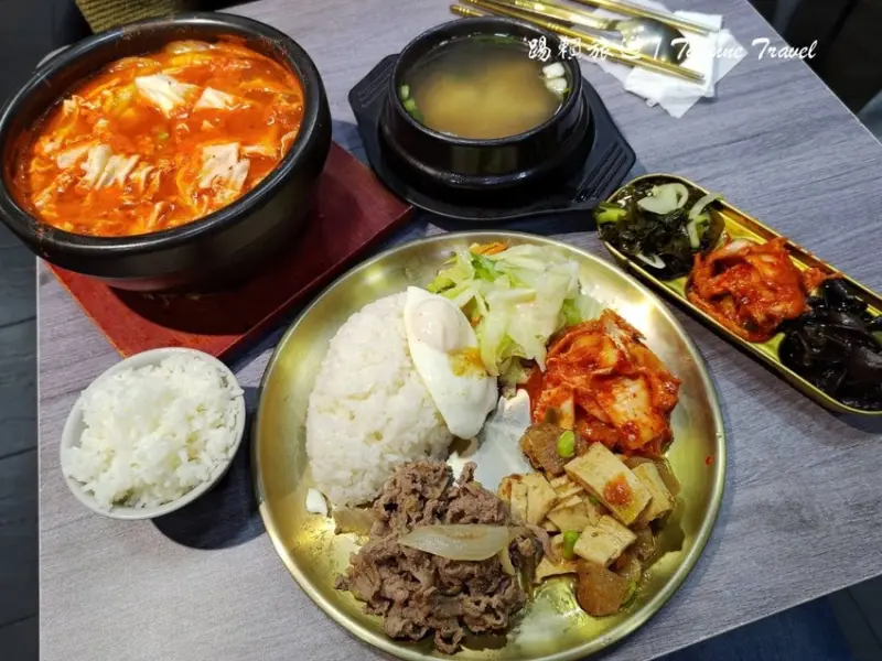 新北市中和區新北市中和區【新北美食】不韓 韓式料理便當專賣店，道地韓國美味 | 口味多樣份量大、涼拌小菜拼盤 | 韓式餐廳、中和美食推薦