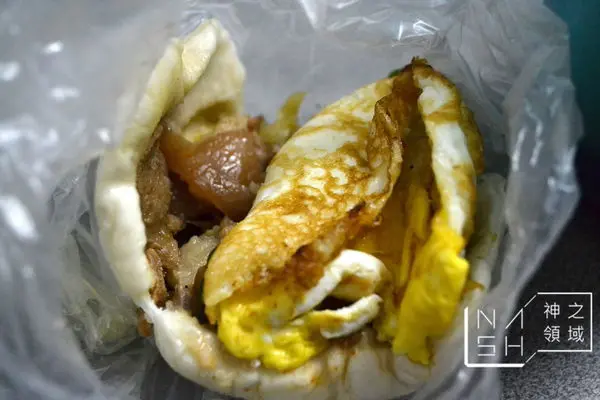 [台南食記] Nash 吃 宵夜場的王者 一點刈包