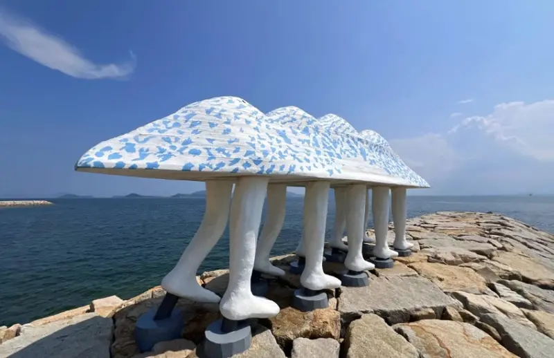 跟著海風與貓散步吧！山城漁村的石牆屋舍藏著一間間懷抱夢想的手作小屋「瀨戶內海新星島嶼－男木島」。