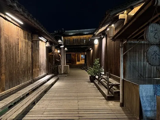 2025蟹逅故事江南D3. 10/20㊀📸烏鎮風景區、和合二