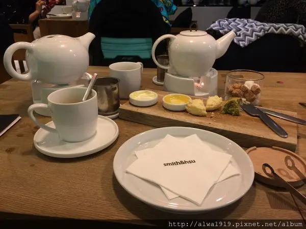 【食記】人妻、小孩、下午茶 VS 八卦、尖叫、好熱鬧！ 《smith & hsu》