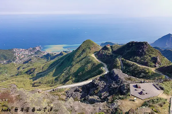 【新北瑞芳】金瓜石無耳茶壺山步道健行 - 眺望壯麗美景，太平洋、半屏山、基隆山(大肚美人山) 、金水公路迴頭彎、濱海公路陰陽海
