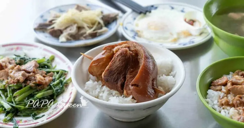 台中爌肉飯推薦！三代爌肉飯人氣爆棚，在地人激推必吃爌肉飯。
