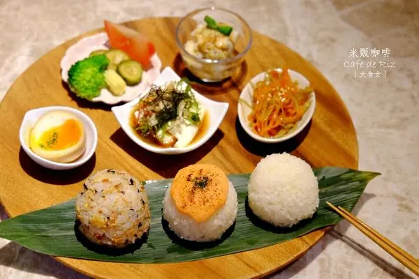 [信義安和美食] 米販咖啡-每天限量十份的飯糰！台北供wifi插座不限時咖啡廳！(附完整菜單menu) 信義安和甜點/信義安和咖啡廳/信義安和下午茶/台北飯糰