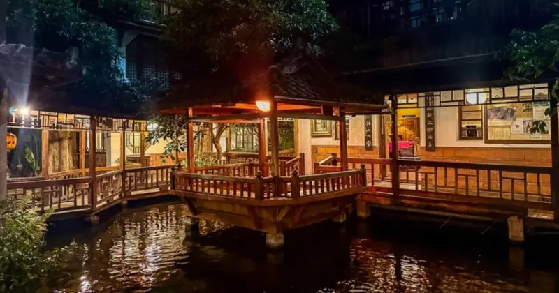 台中公益路美食！中式庭園餐廳 無為草堂 米其林綠星，古色古香時光體驗。